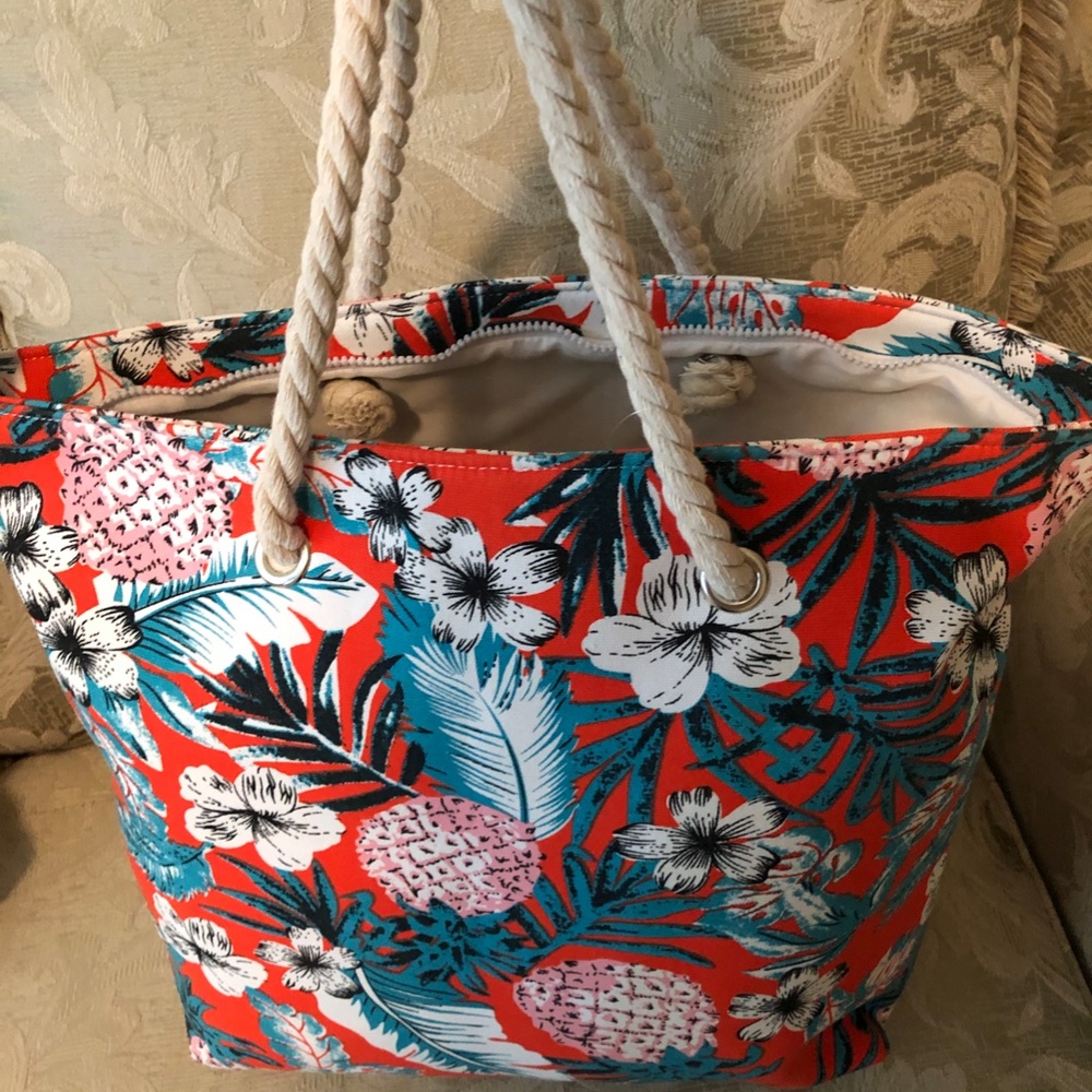 NWT Dressbarn Tropical Tote Bag